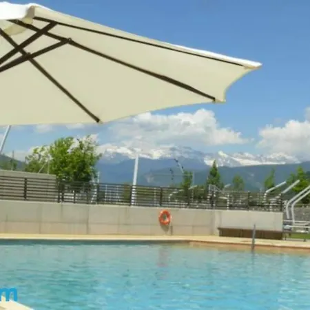 Apartamento En Las Margas Golf アパート Sabiñánigo